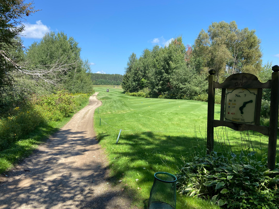 Emerald Vale Golf Course-Manton必去景点