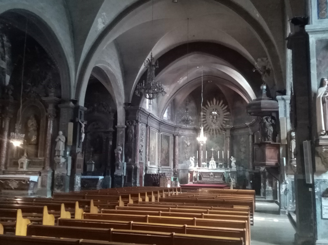 Eglise Saint-jacques-de-villegoudou-卡斯特尔必去景点