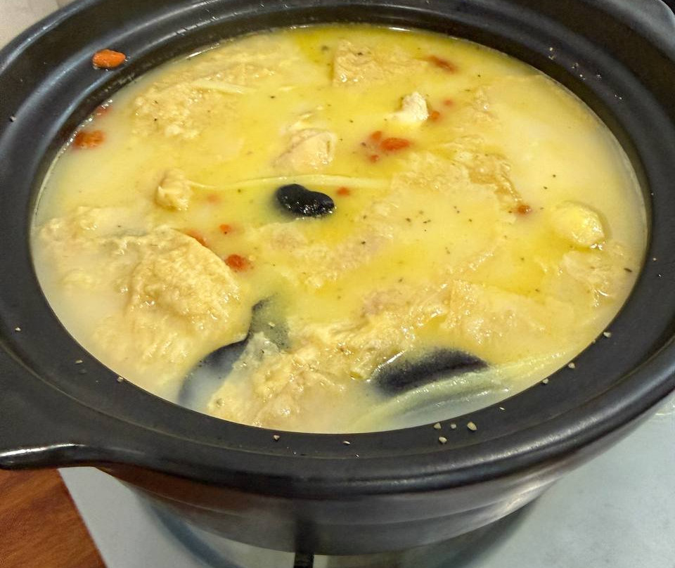 Le Cheng Kampong Hainanese Chicken Rice