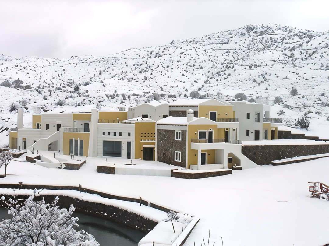 Anogia酒店住宿-Delina Mountain Resort