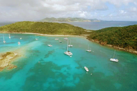 Phoenix Island Charters-圣 托马斯必去景点