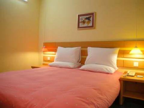 常州如家精选恐龙园万达广场店-客卧