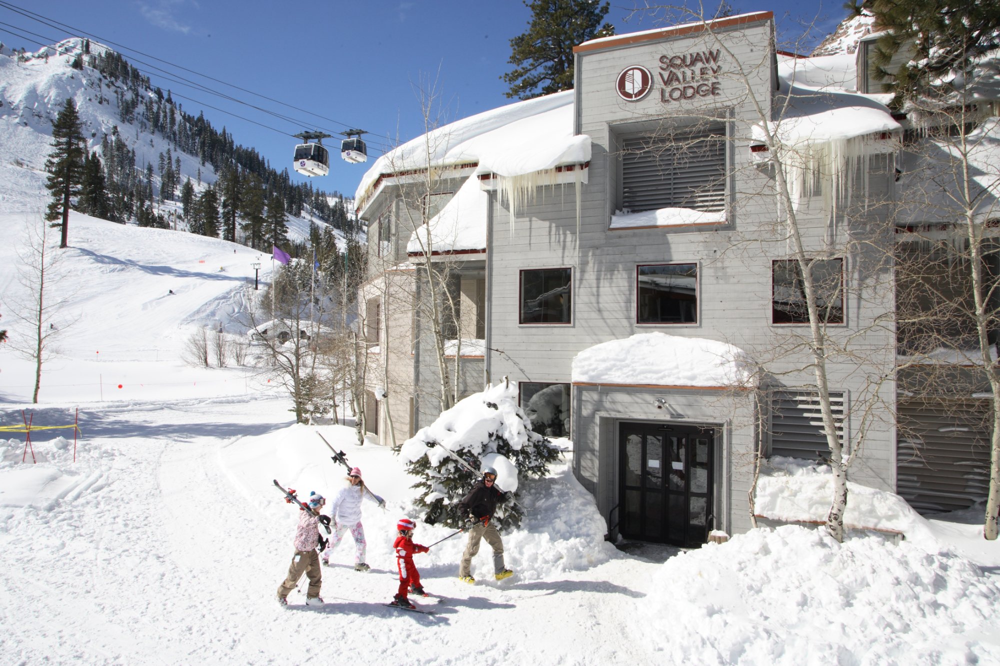 Palisades Tahoe Lodge-官方