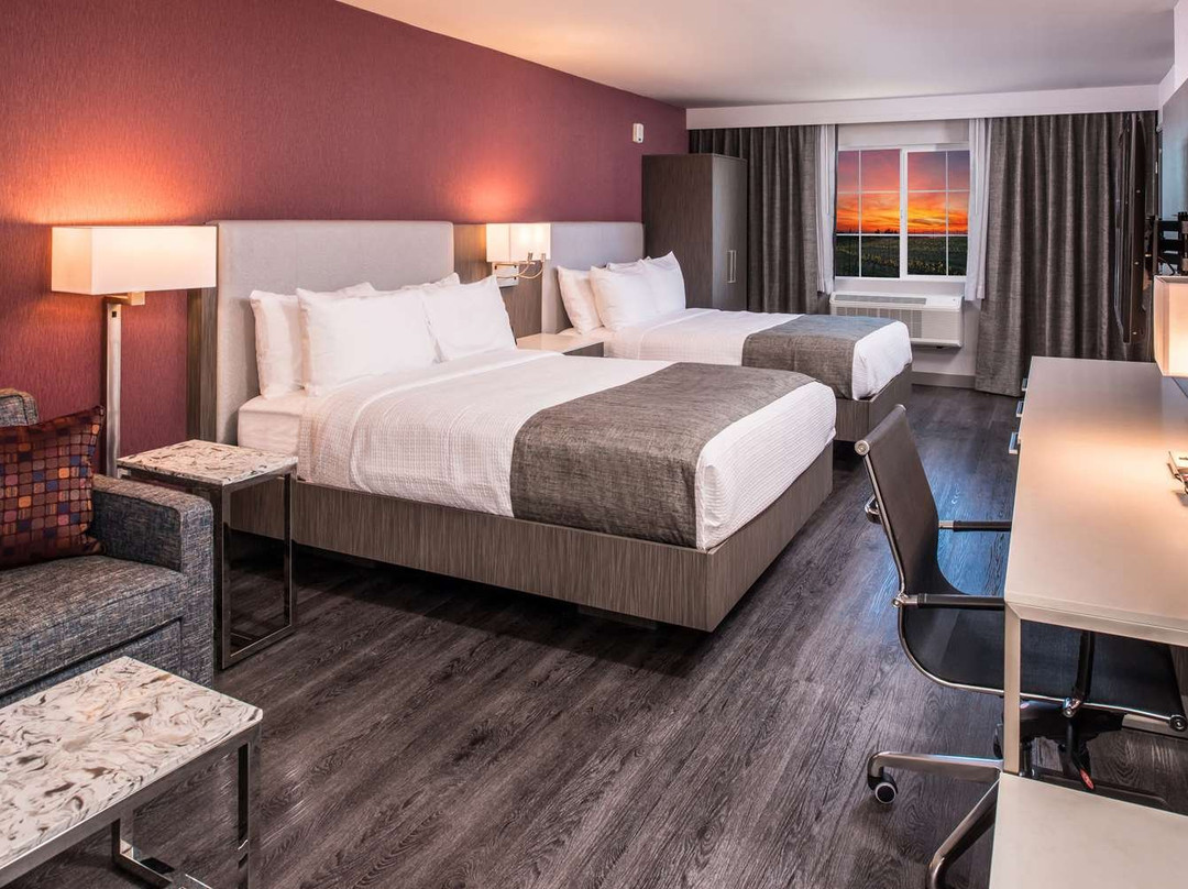 Best Western Plus Temecula Wine Country Hotel & Suites主图