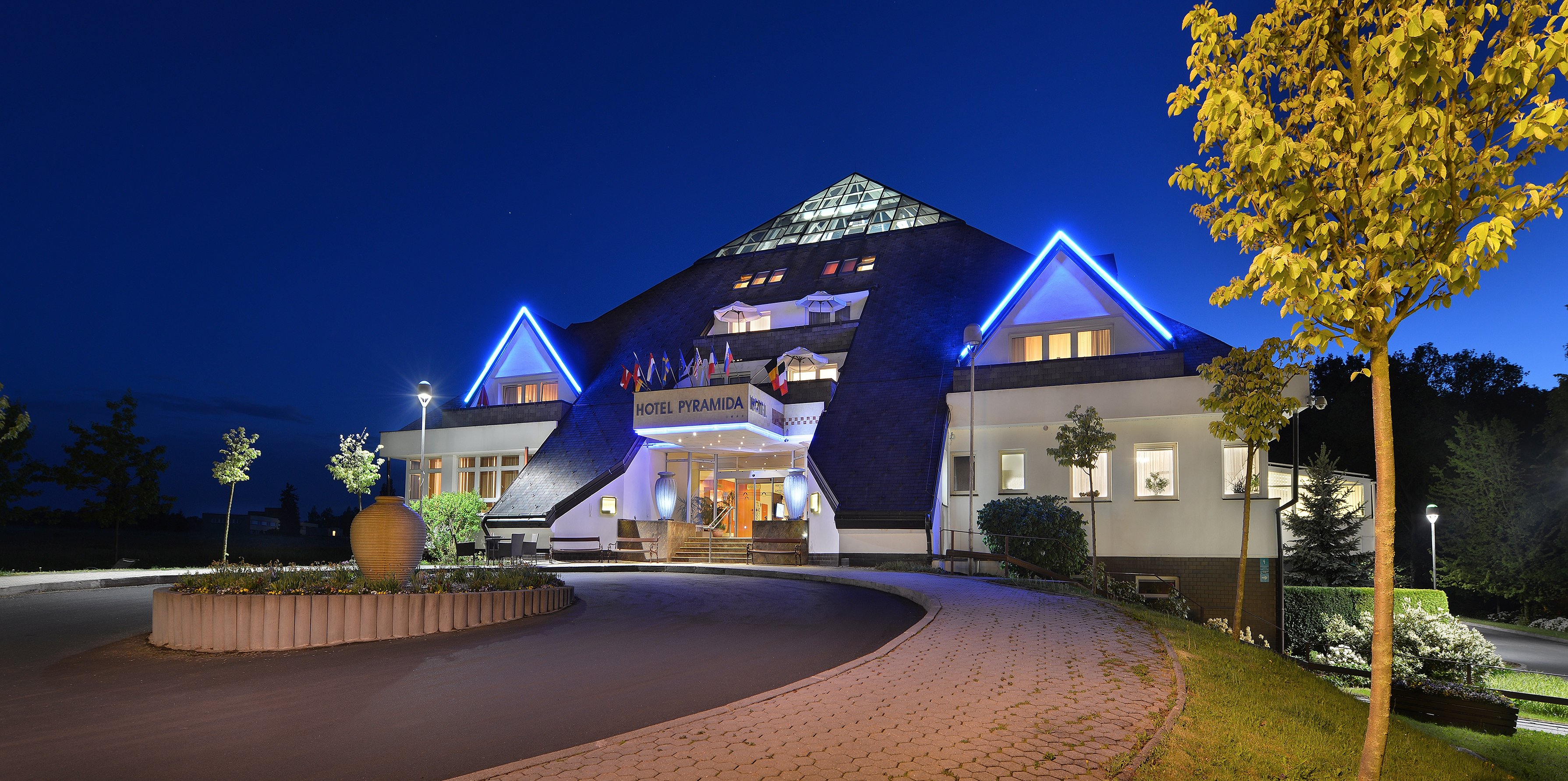 Hotel Pyramida 1-官方