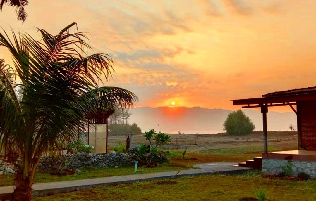 Pacitan酒店住宿-Parai Beach Resort Telengria