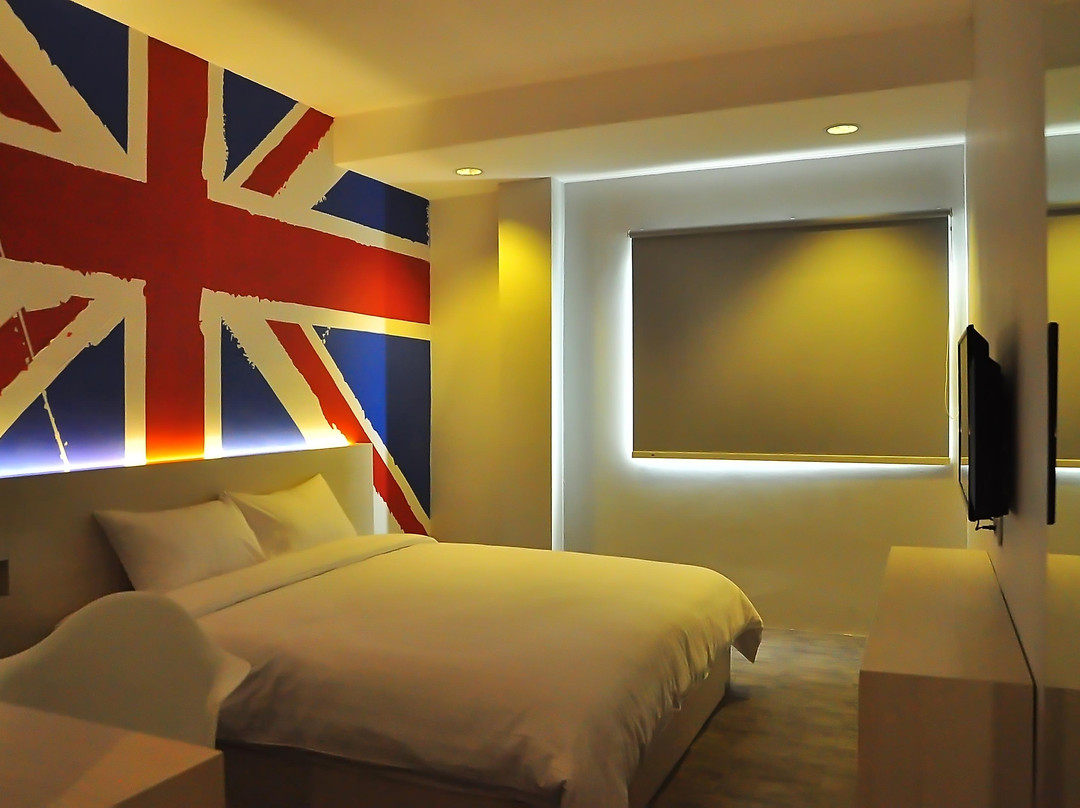 Summer Bed And Breakfast Hotel