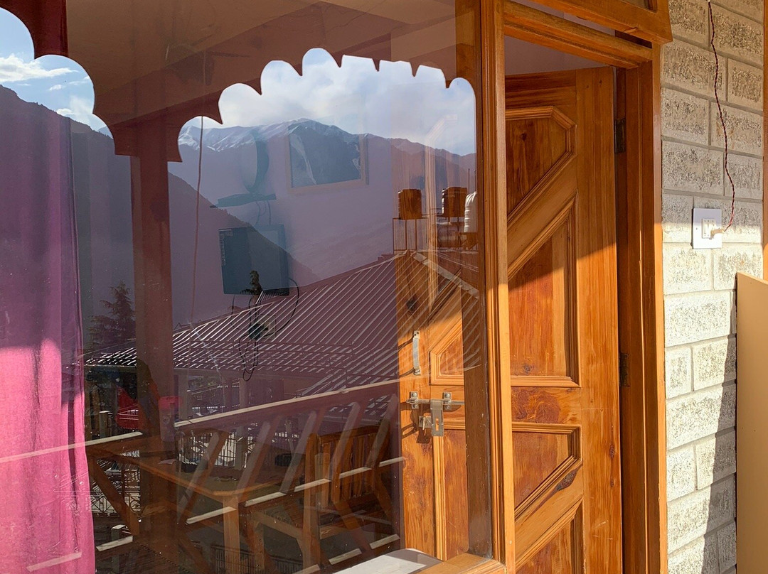 OYO 36651 Chander Lata Cottage