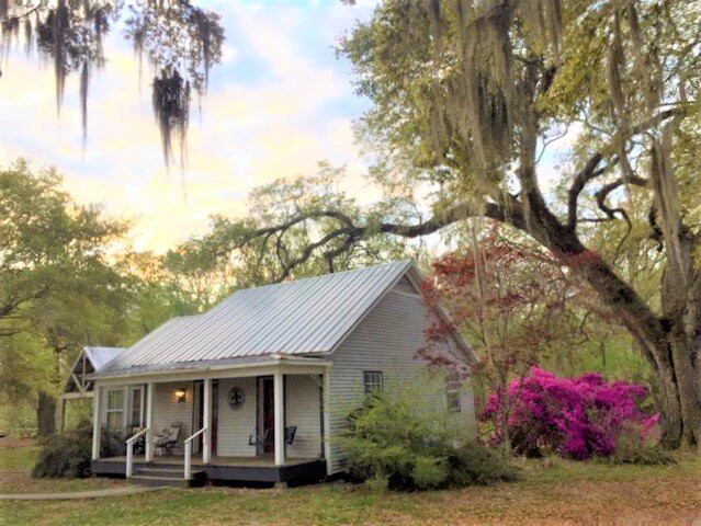 Country Charm Bed and Breakfast主图