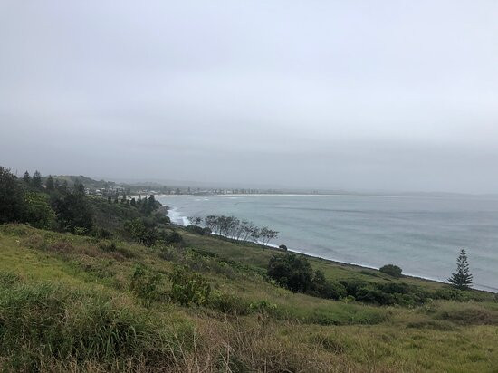 Lennox Head Beach景点图片