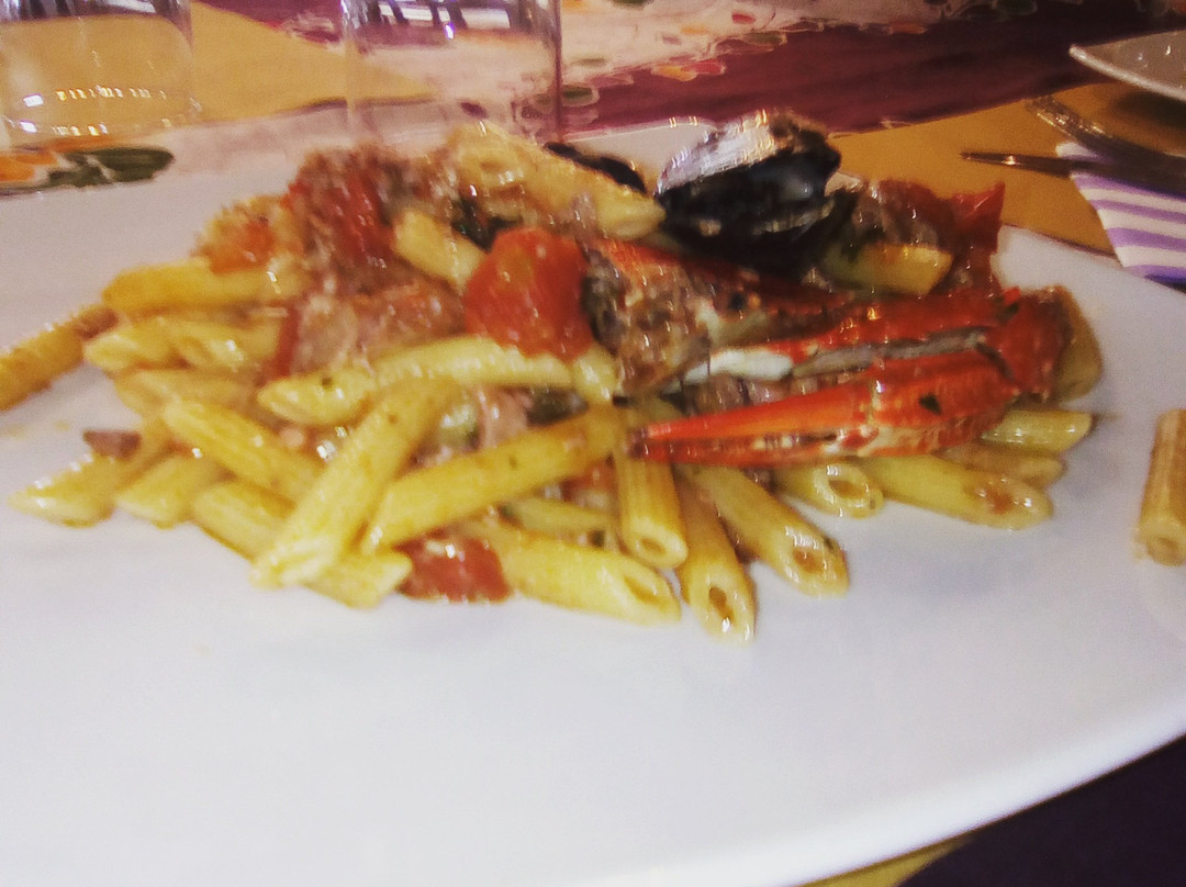 57021 Food & Wine