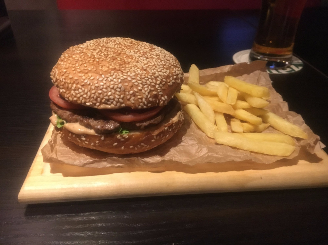 Grill & bar The First