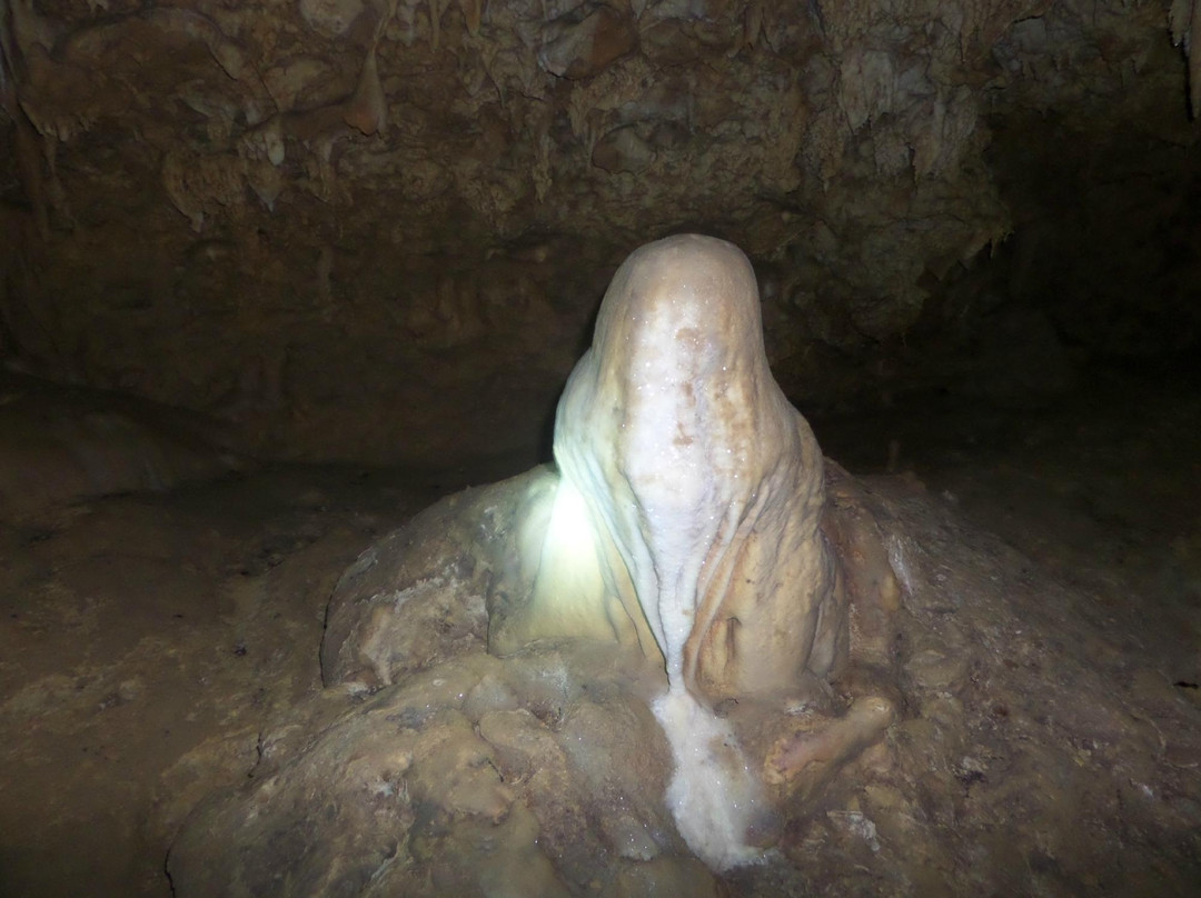 Sapsapon Cave