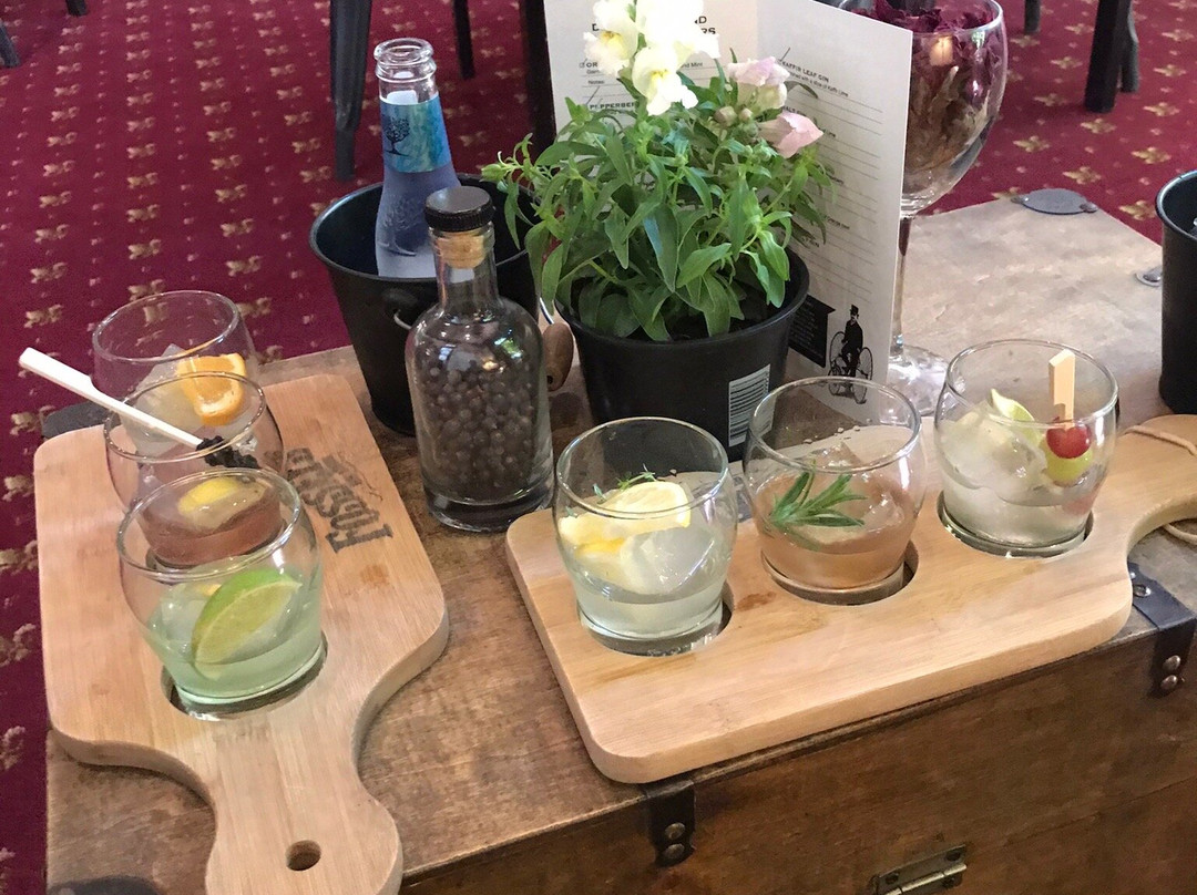 Fossey's Ginporium and Whisky Distillery-米尔杜拉必去景点