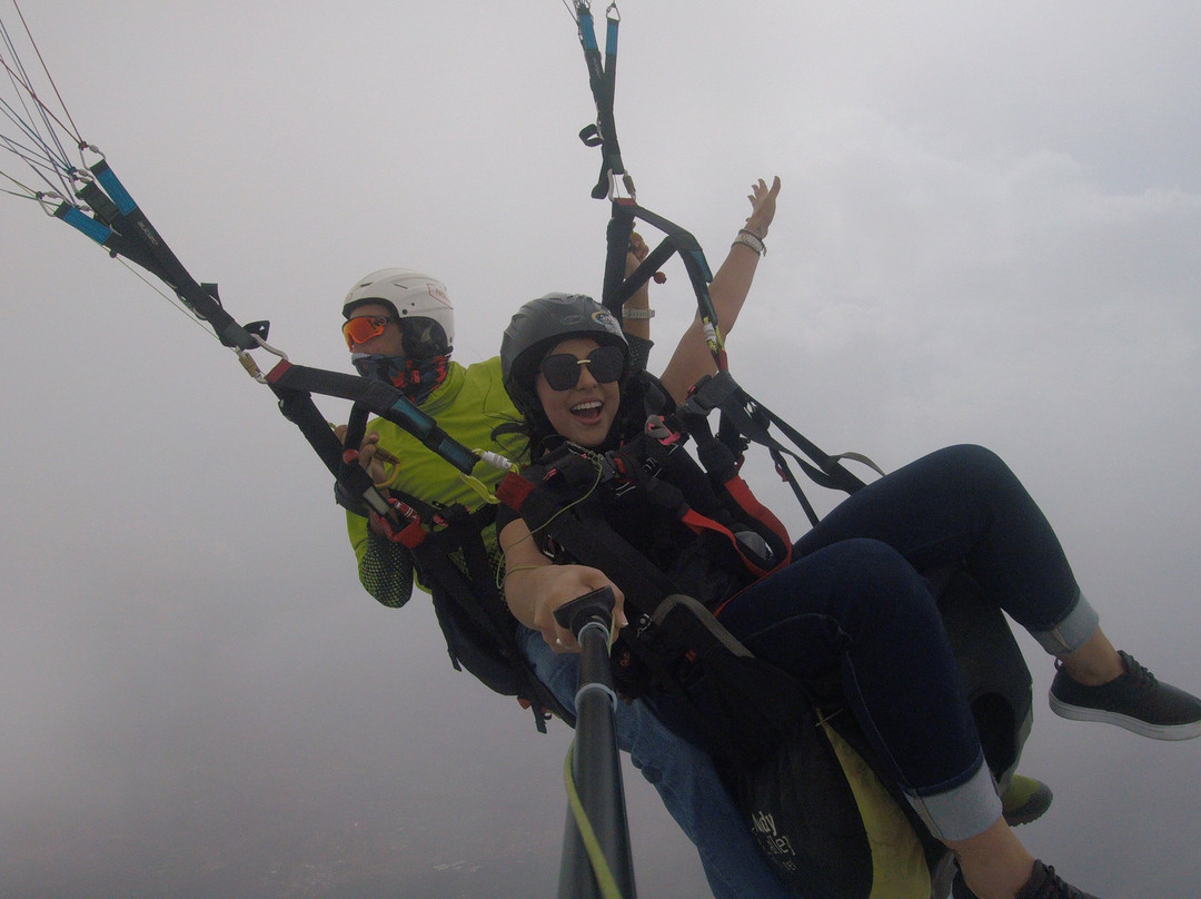Dream Flying Paragliding景点图片
