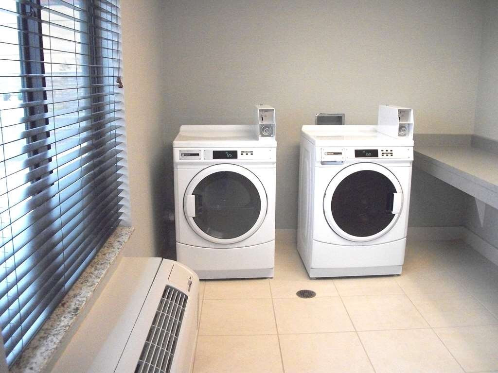 Hampton Inn & Suites Manteca主图