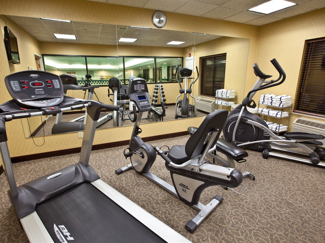 普利茅斯智选假日酒店主图