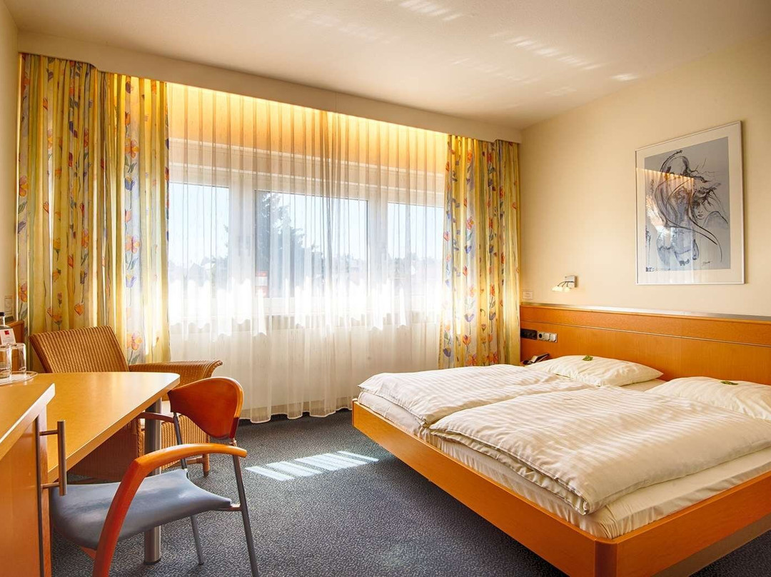 布劳恩酒店主图