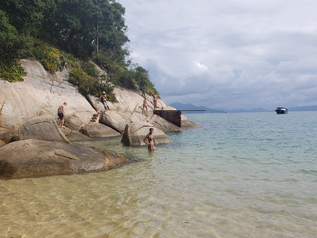Praia do Cação-Bombinhas必去景点