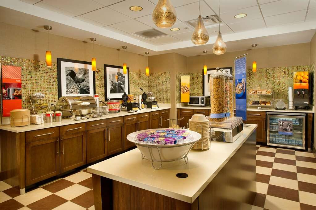 希尔顿欢朋酒店-尤瓦尔迪主图