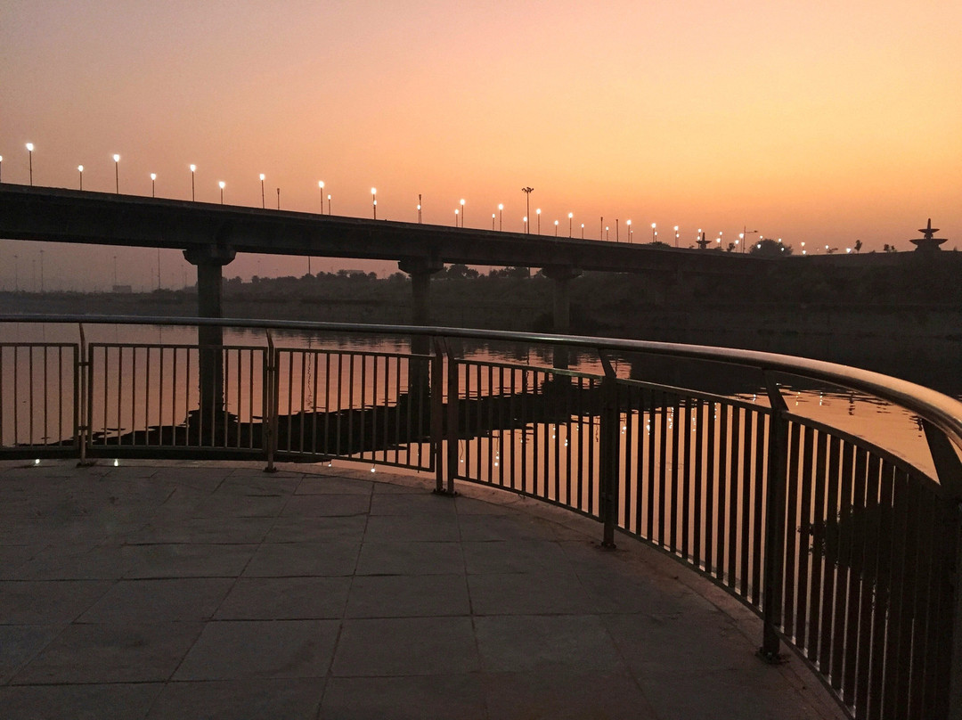 Gomti Riverfront Park景点图片
