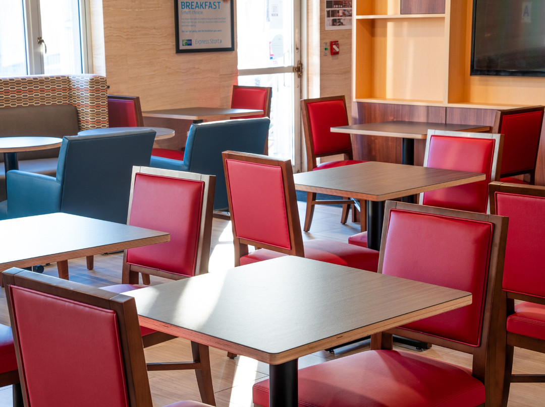 Holiday Inn Express Queens - Maspeth By IHG主图