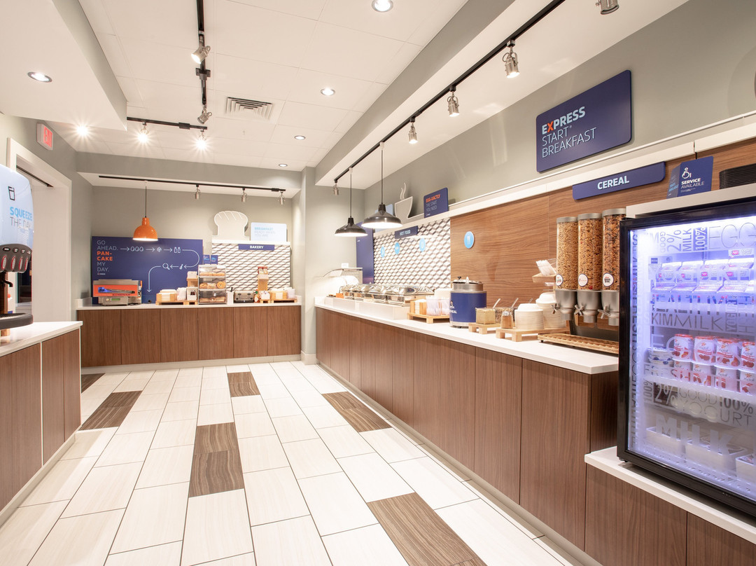 Holiday Inn Express & Suites Sterling by IHG主图