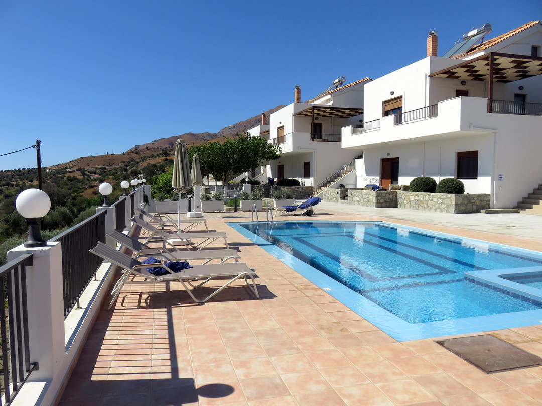 勒尼克斯度假酒店主图