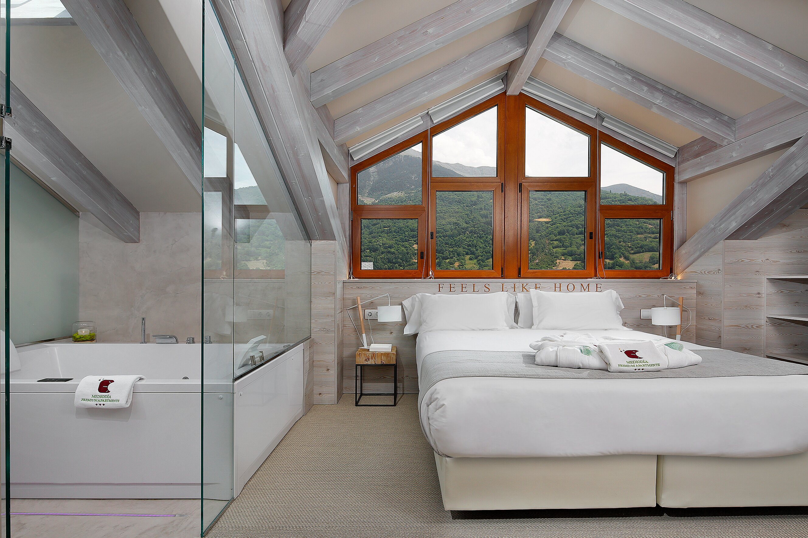 Hotel Boutique Mediodia & Apartments-官方