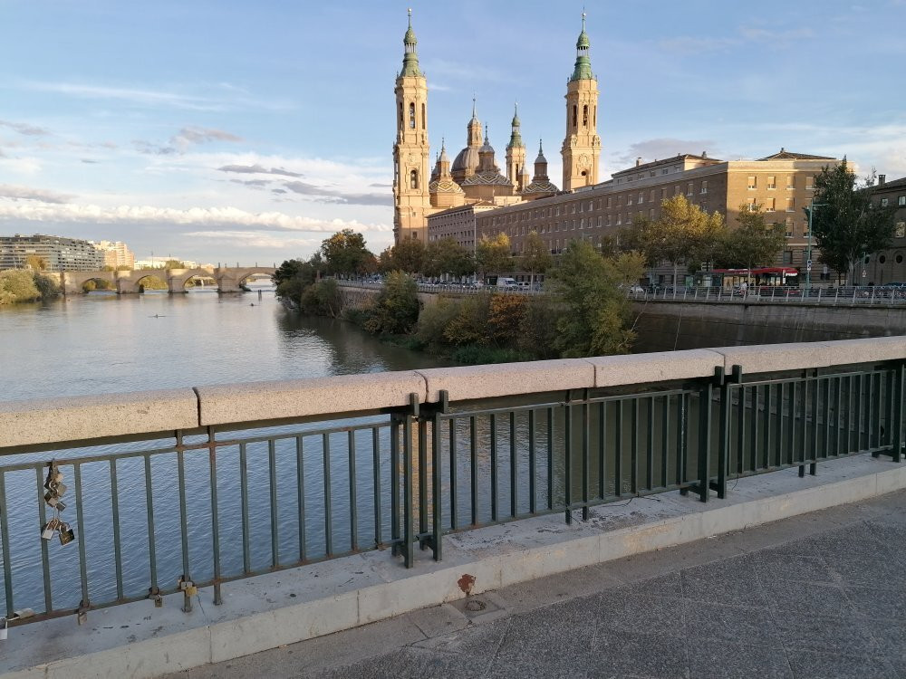 Puente de Santiago-萨拉戈萨省必去景点