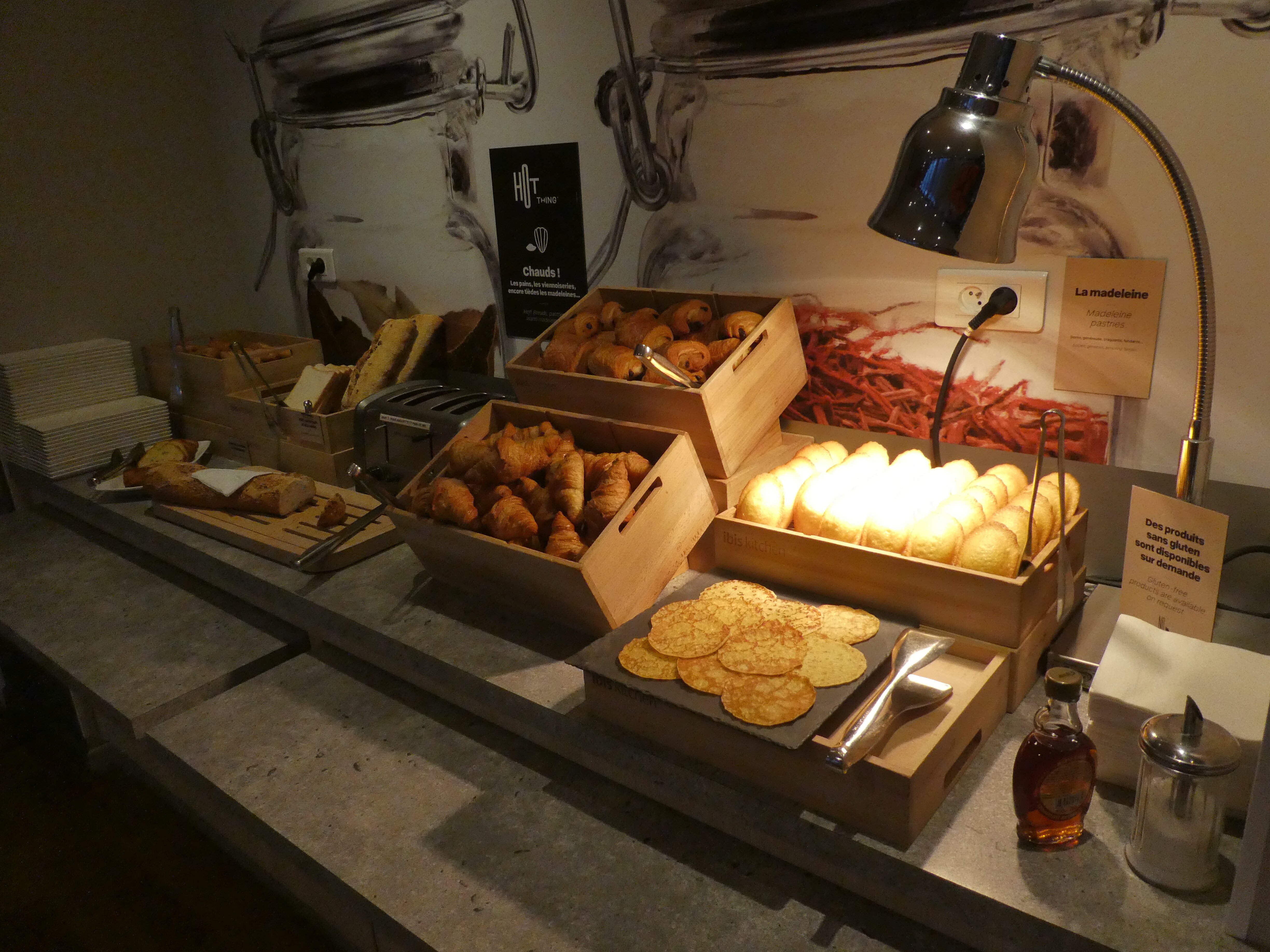 宜必思格兰佛普莱桑斯港酒店-餐饮