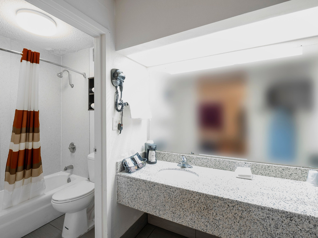 Red Roof Inn Walterboro主图