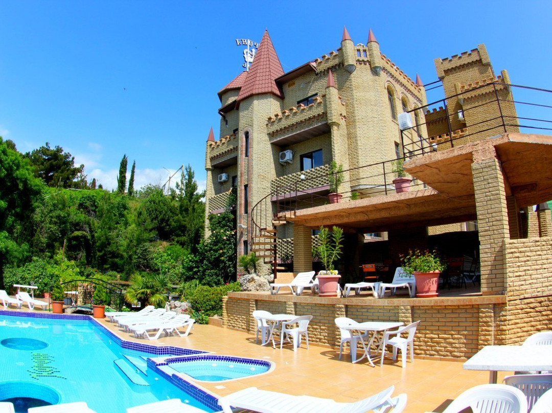 Korona Hotel主图