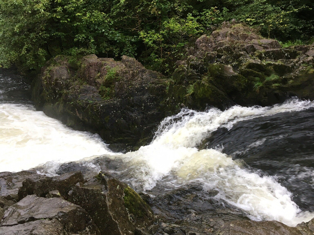 Skelwith Force Waterfall景点图片