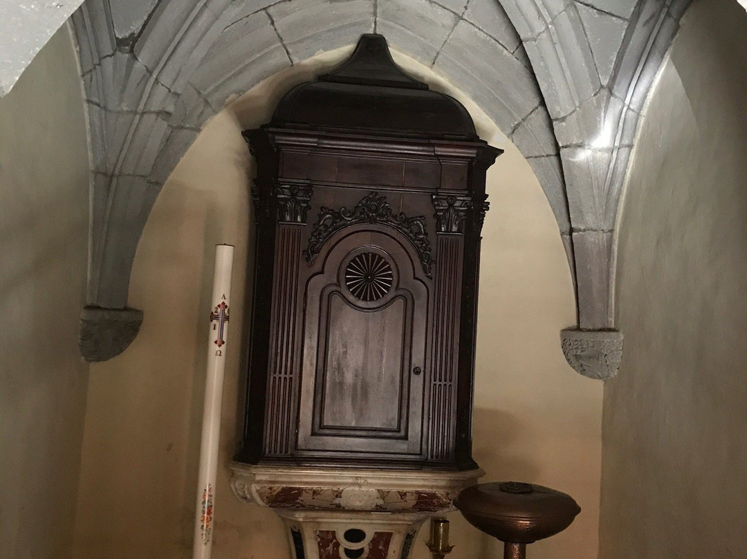 Chiesa Di Sant Ambrogio E Sant Ignazio-Laconi必去景点