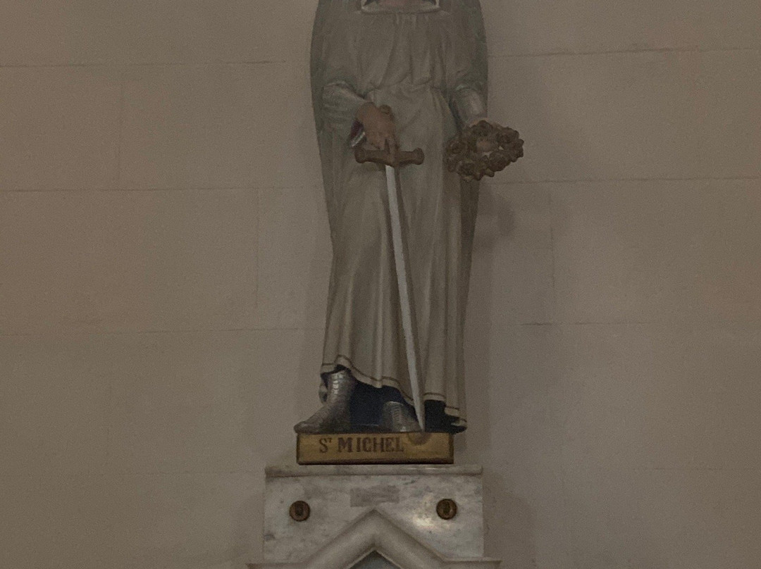 Eglise Saint pierre景点图片
