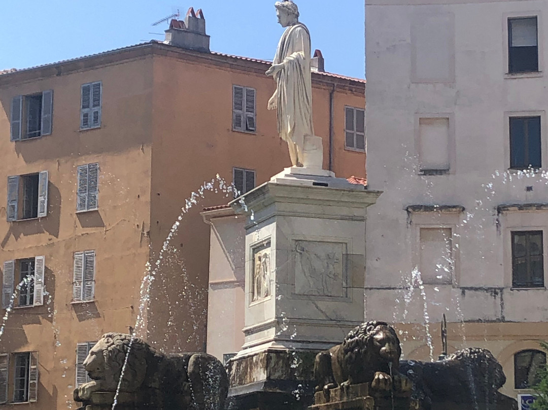 Fontaine des Quatre Lions景点图片