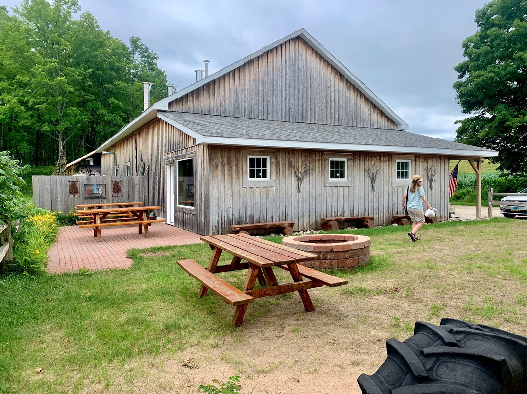 Maple Moon Sugarbush and Winery-皮托斯基必去景点