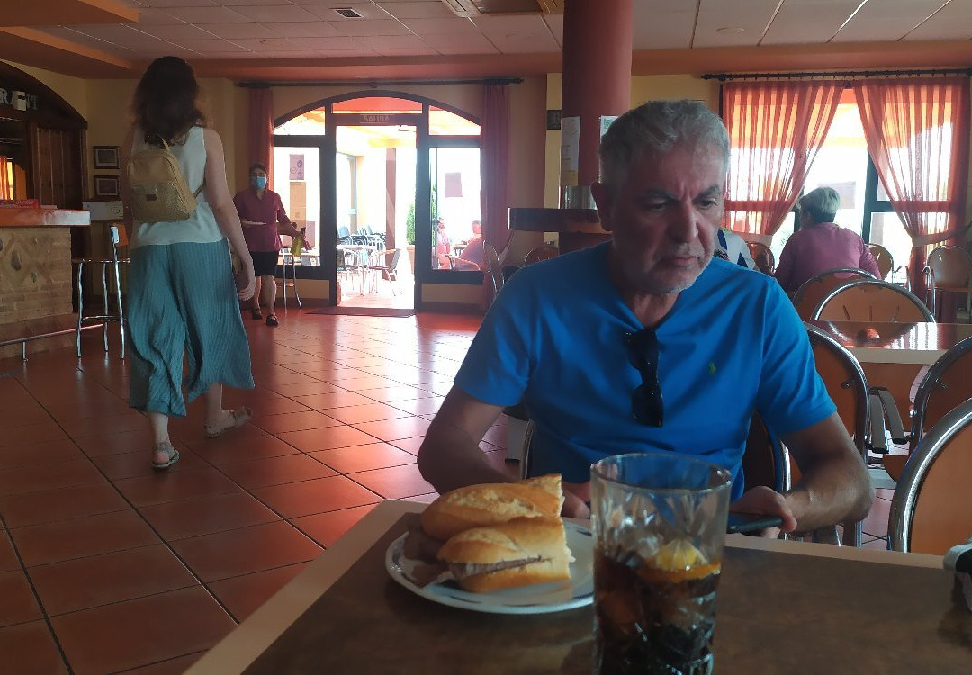 Hotel Restaurante Canada Real主图