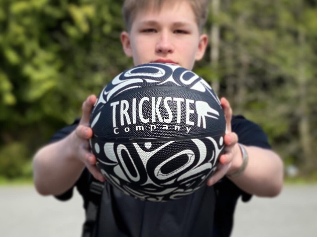 Cape Fox Village Store-凯奇坎必去景点