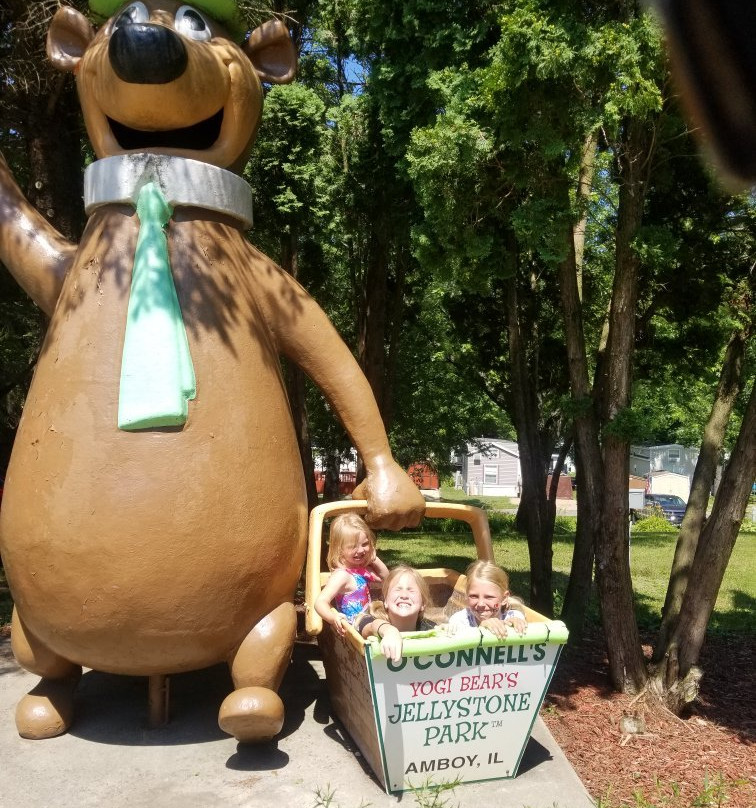 O'Connell's RV Campground Lakefront Cabin 9主图