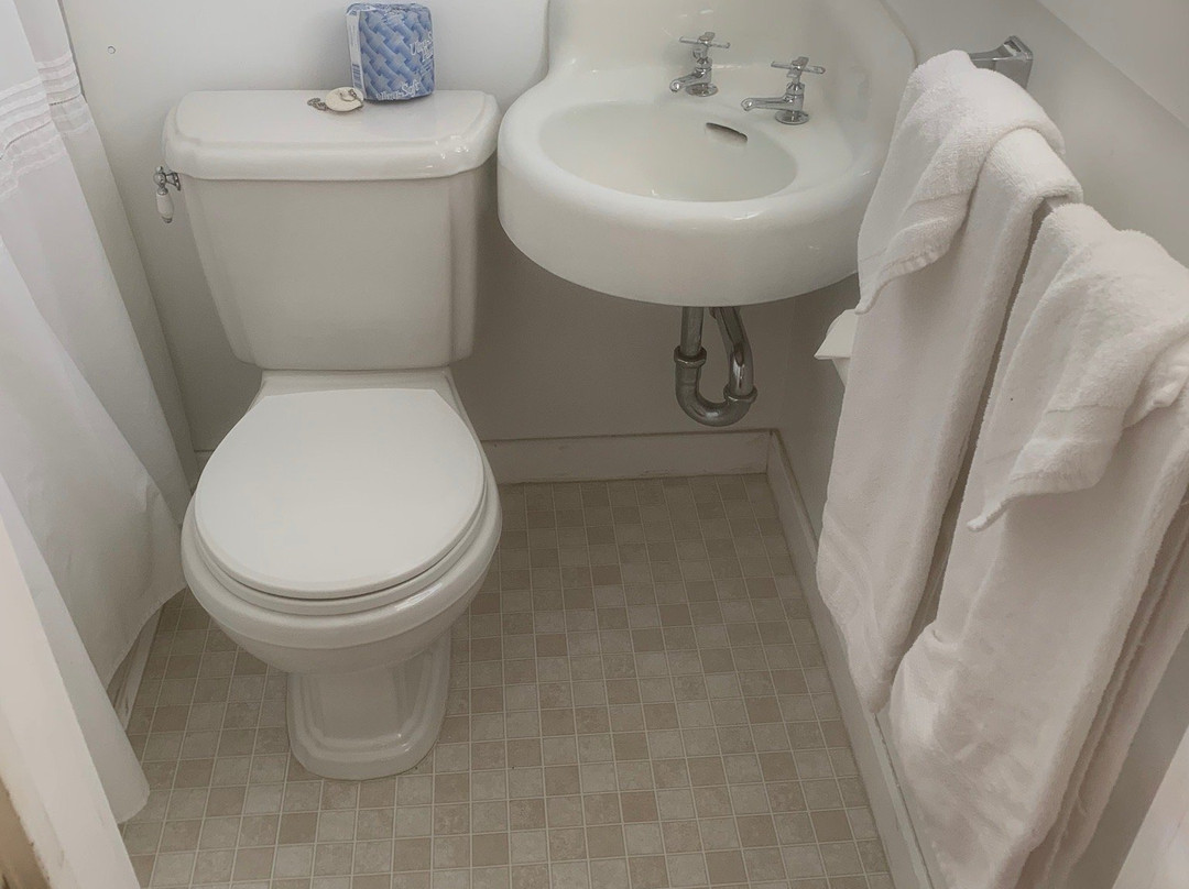 Bridgeport Inn主图