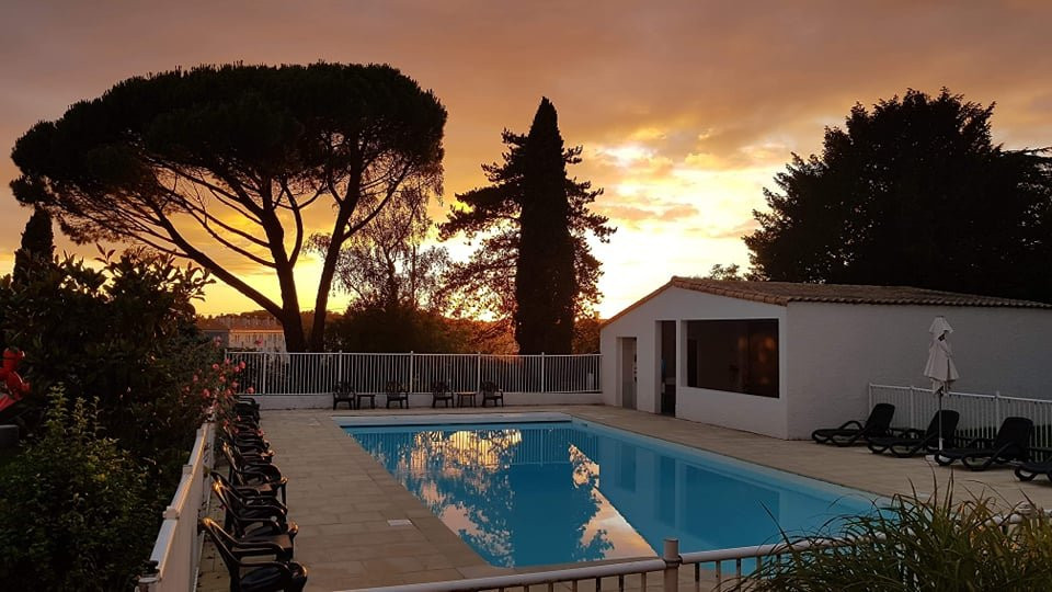 Logis Hôtel Restaurant Spa le Rabelais主图