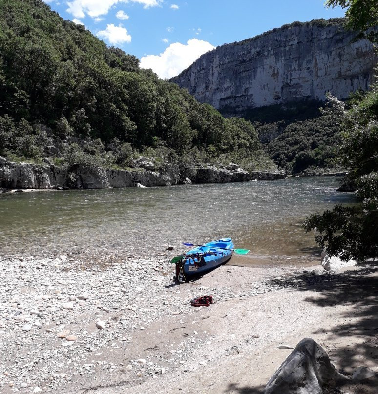 Abaca Canoe景点图片