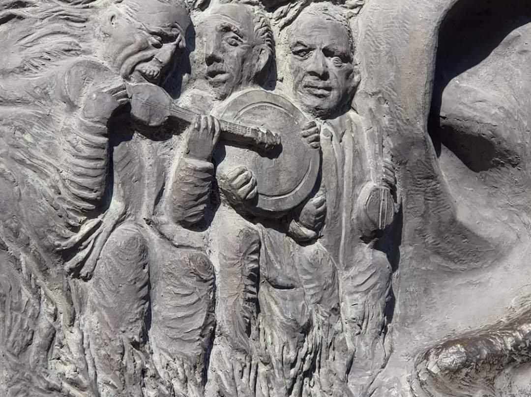 Vahid Monument-巴库必去景点