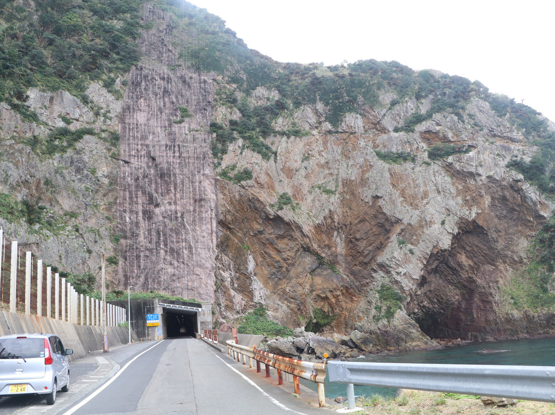 Dokuhama Cliff景点图片