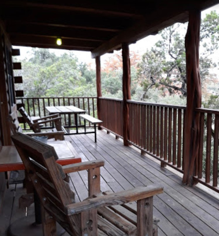 River Haven Cabins主图