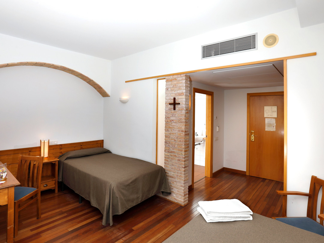 Monestir de les Avellanes主图