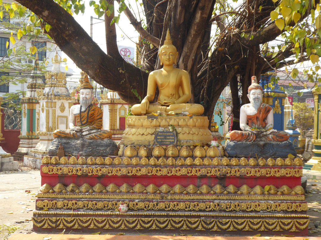 Wat Pha Bat-百细必去景点