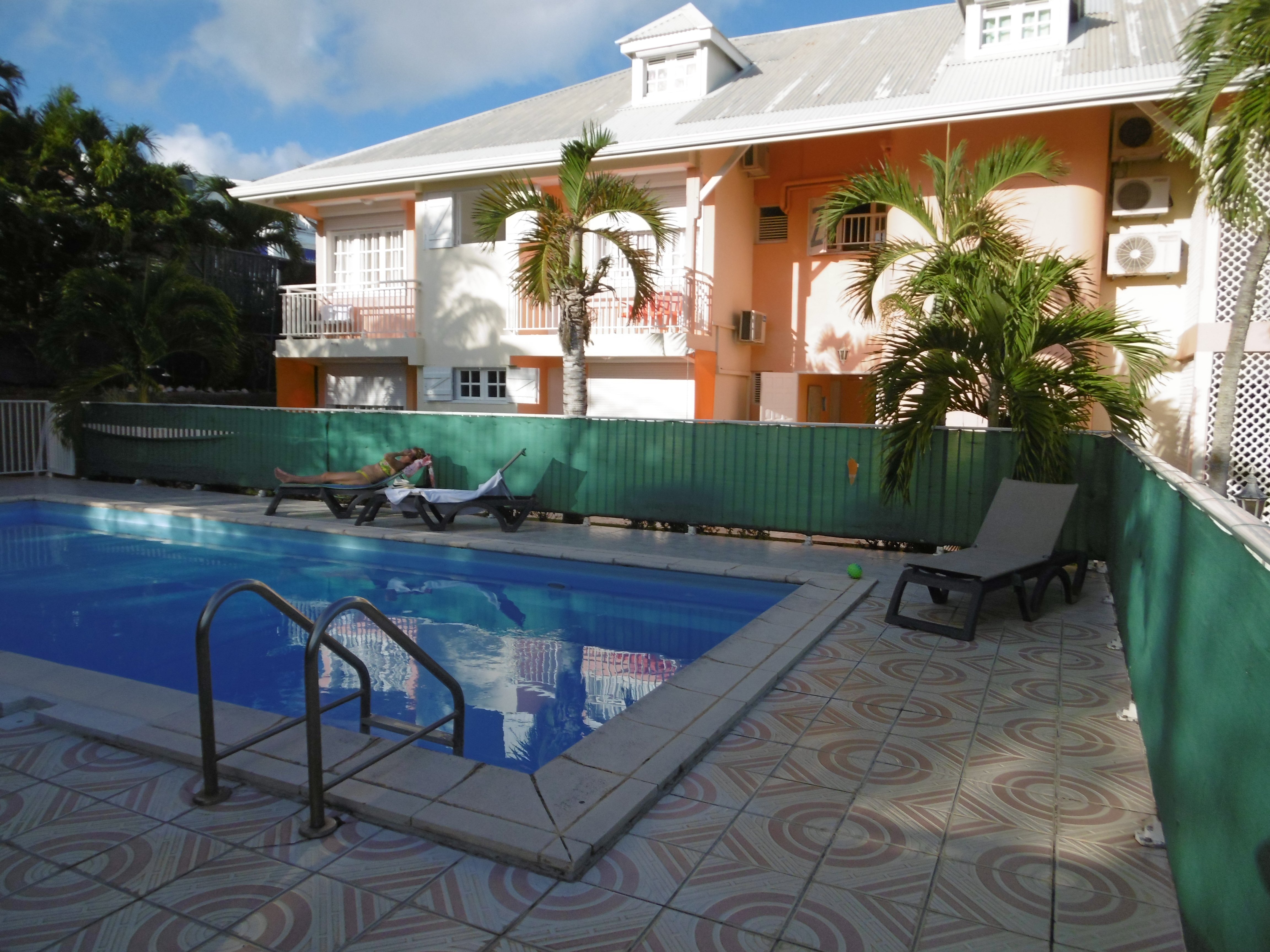 Hotel Le Petit Havre-泳池